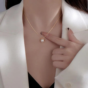 Handmade Simulated Pearl Pendant Necklace